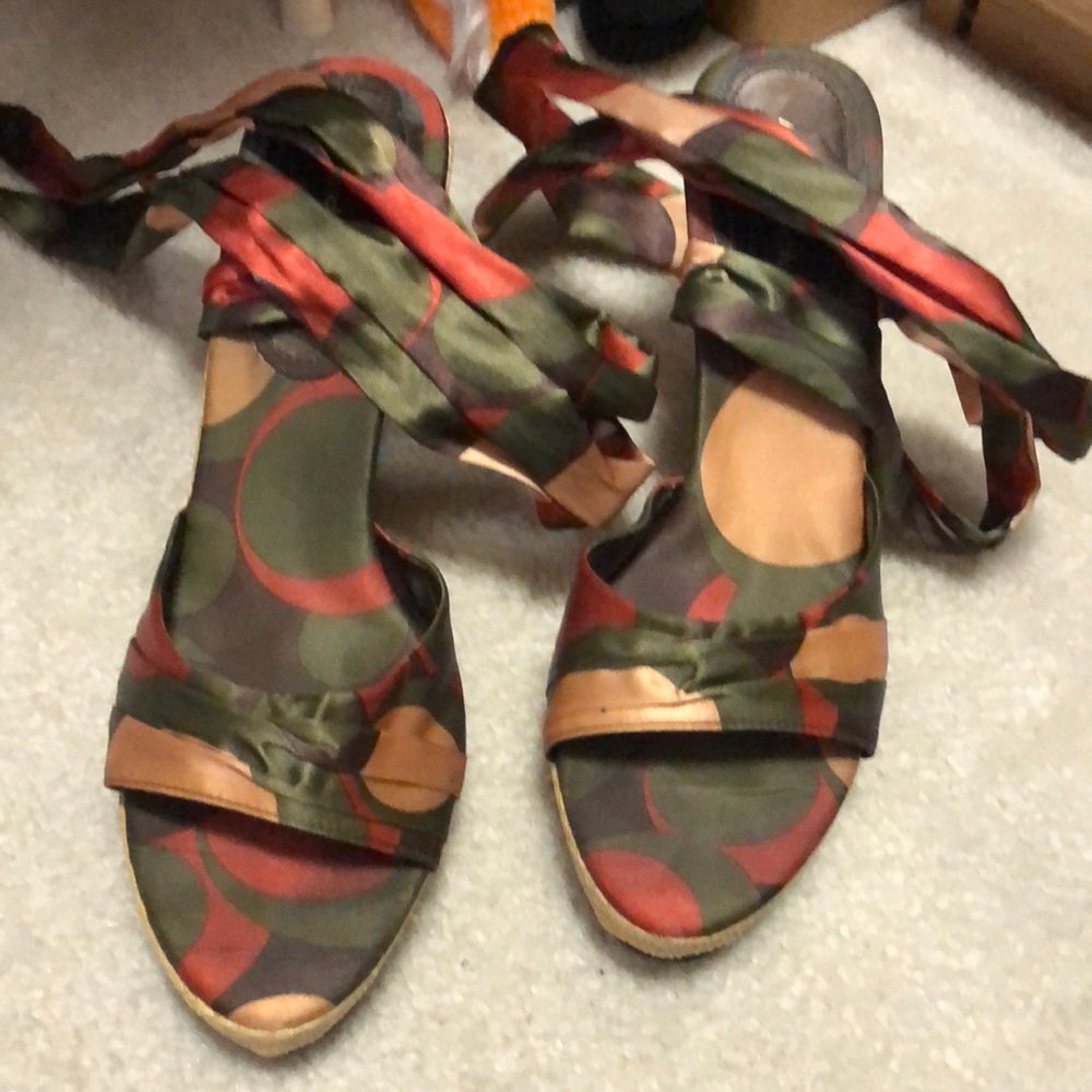 Wedge sandals